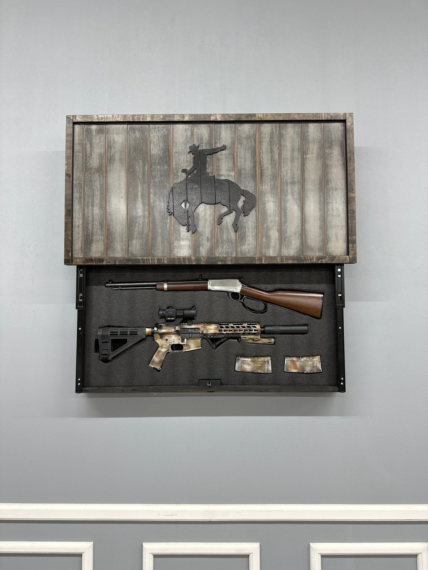 Rodeo Wall Mount