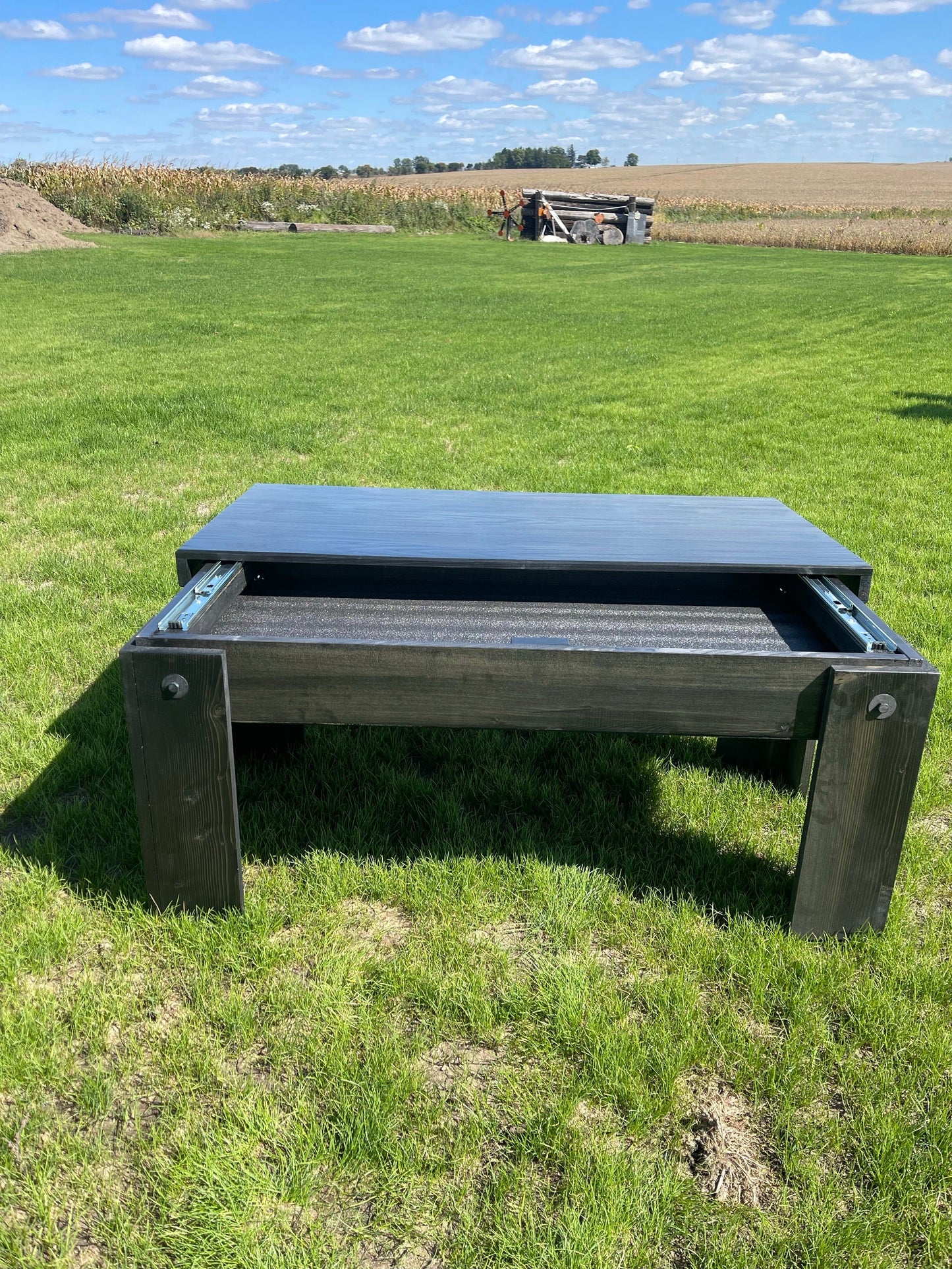 Carbon Black Concealment table