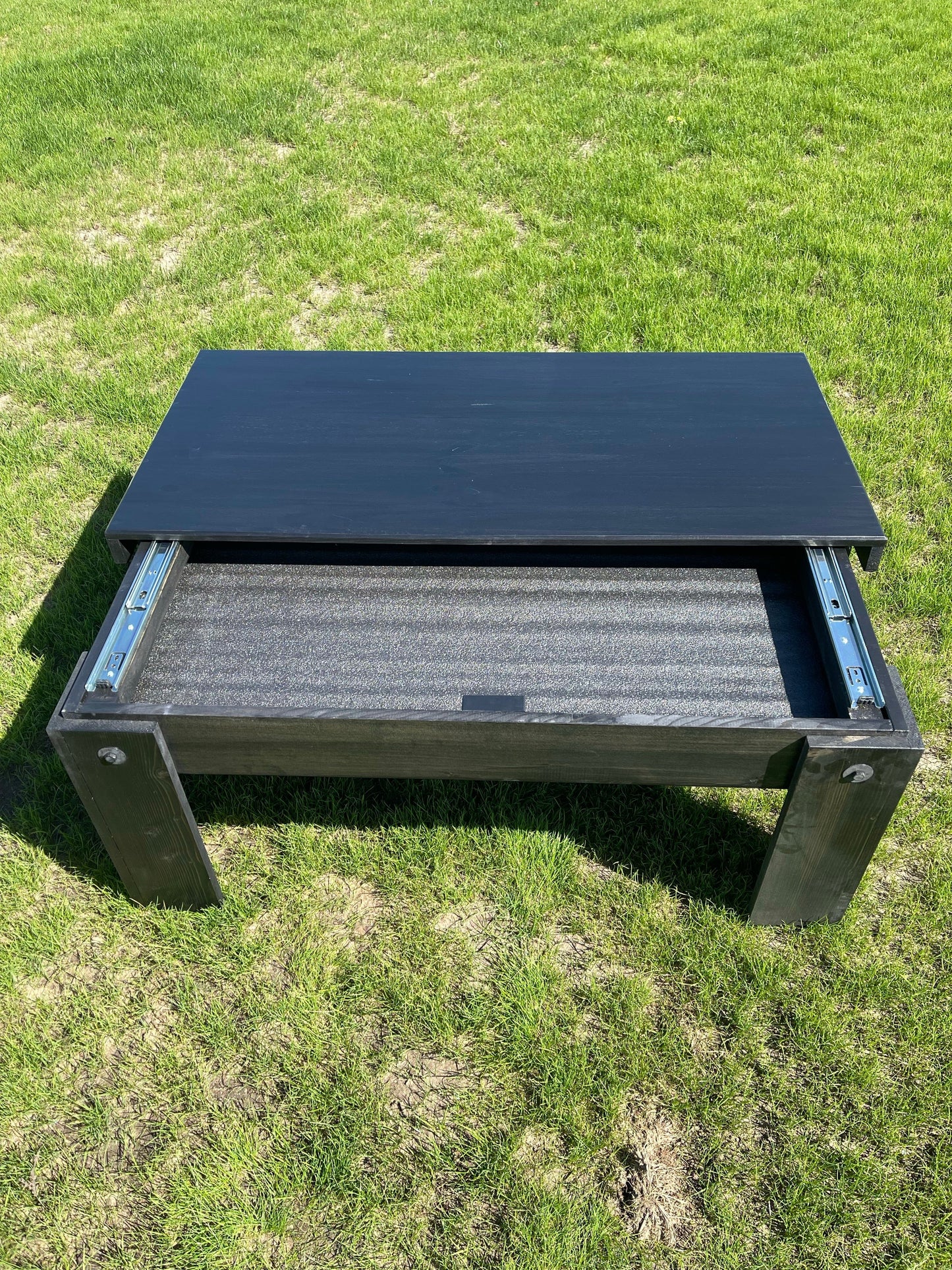 Carbon Black Concealment table