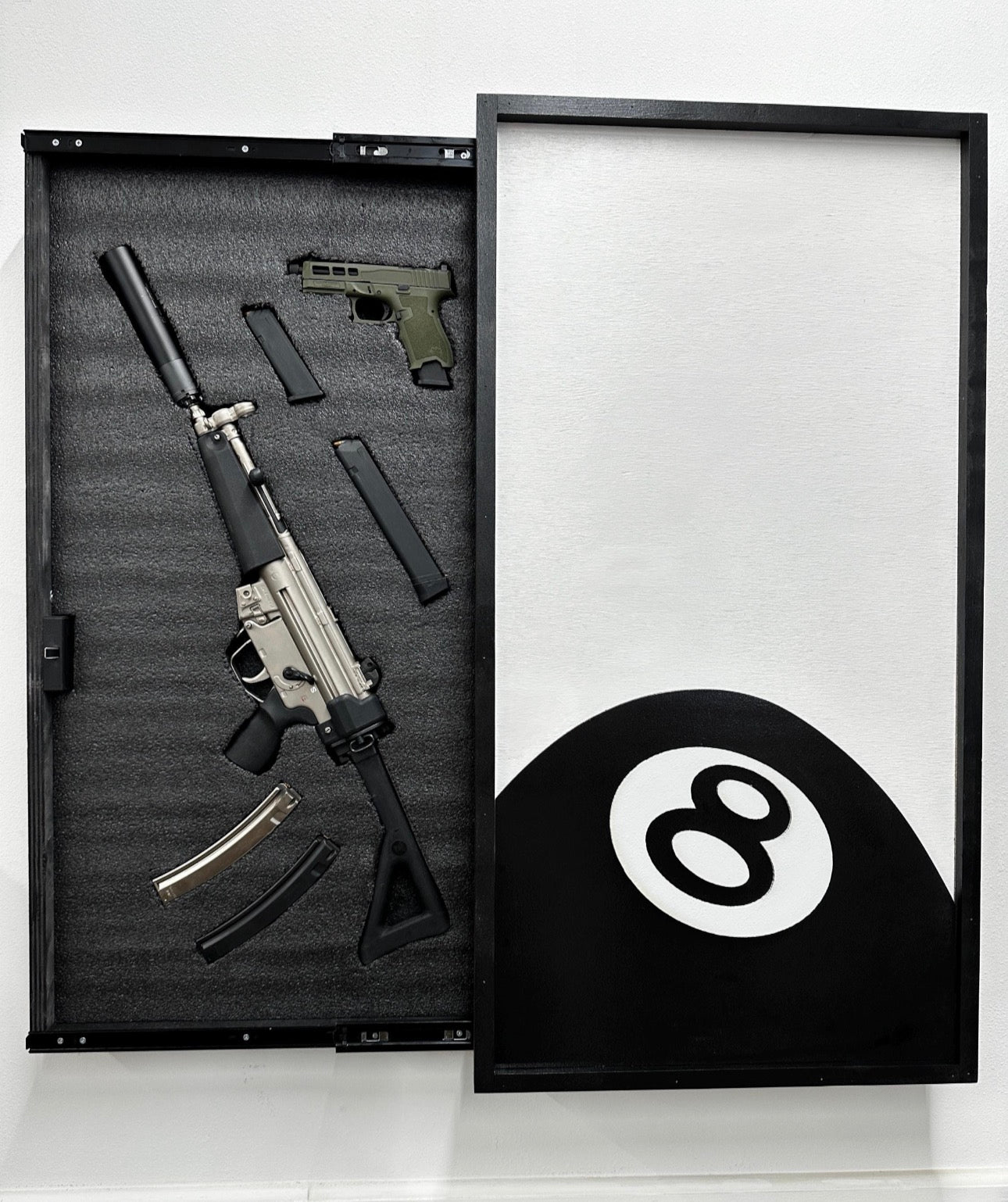 Biometric lock 8 Ball of Concealment Art - Hidden Gun - Biometric Lock