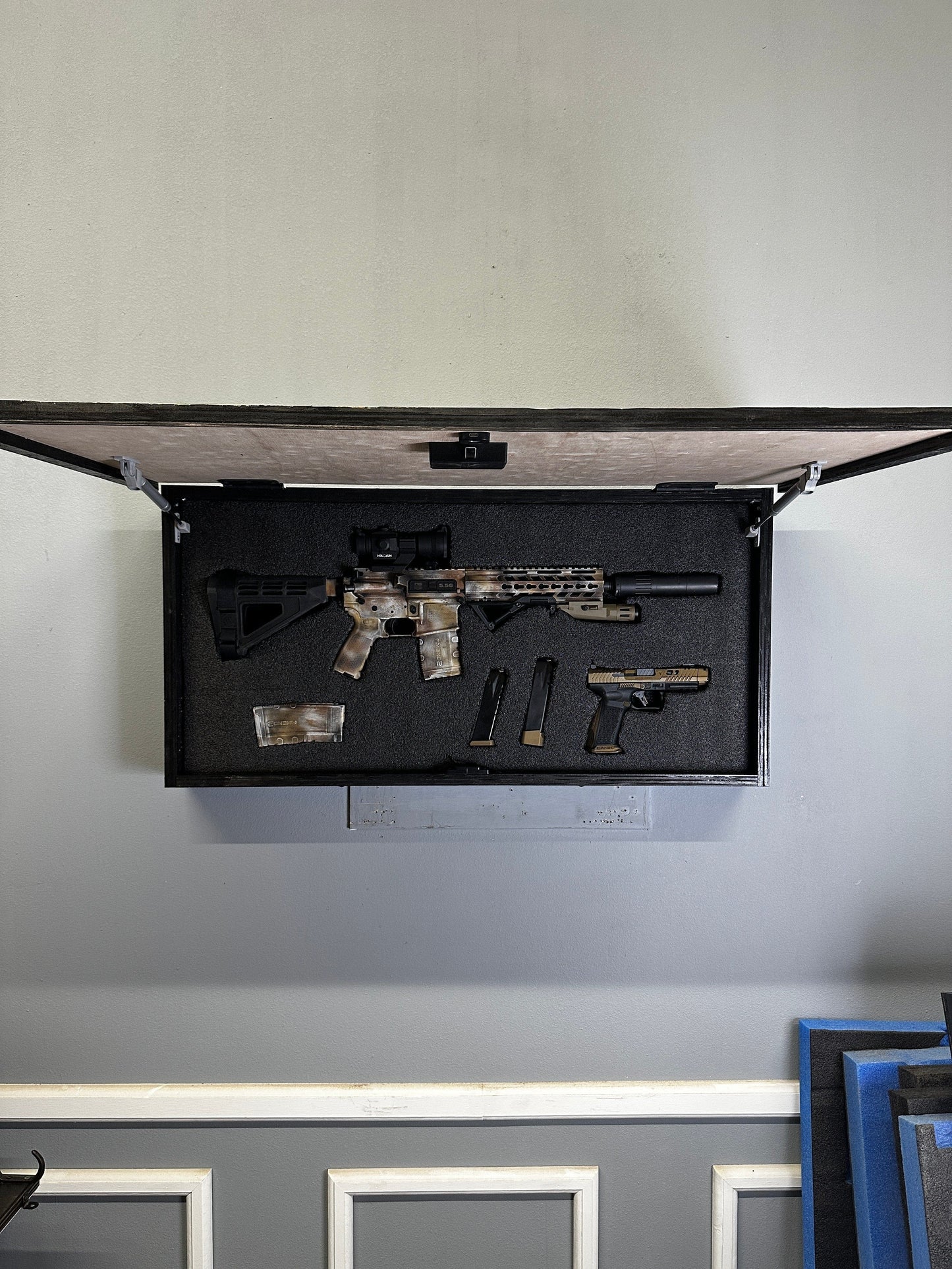 Deer Creek Wall Mount